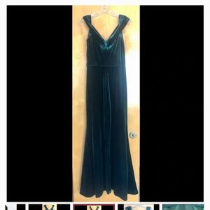 Revelry Bardot Emerald Green #613 Bridesmaid Dress